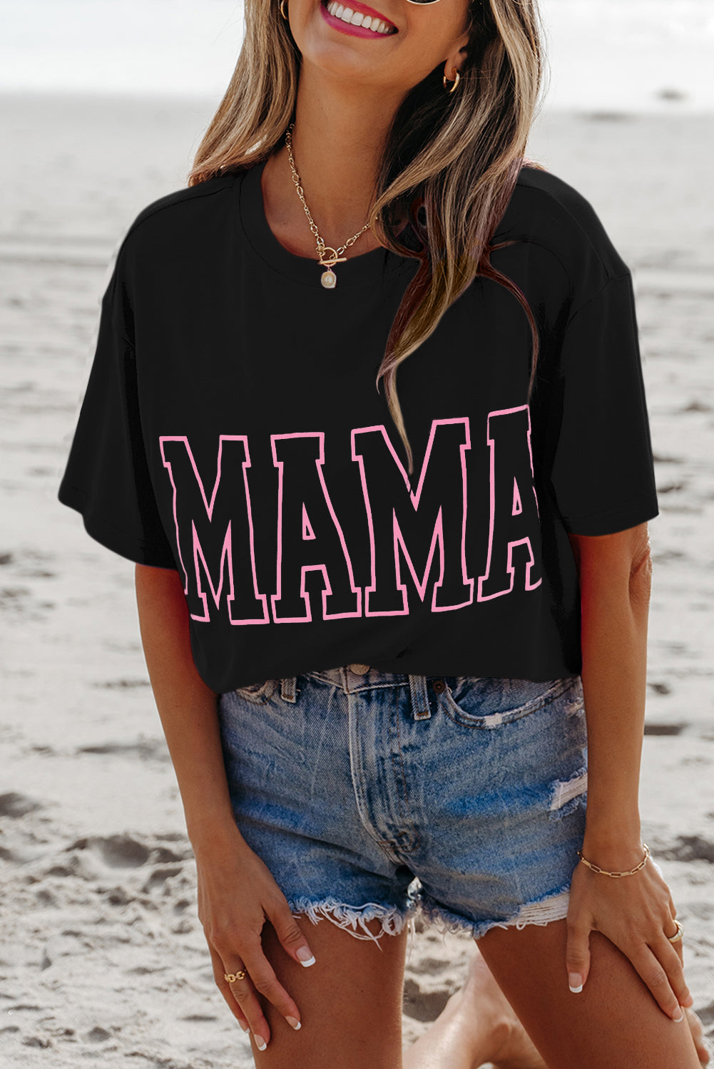 Black ‘MAMA’ Outlined T Shirt