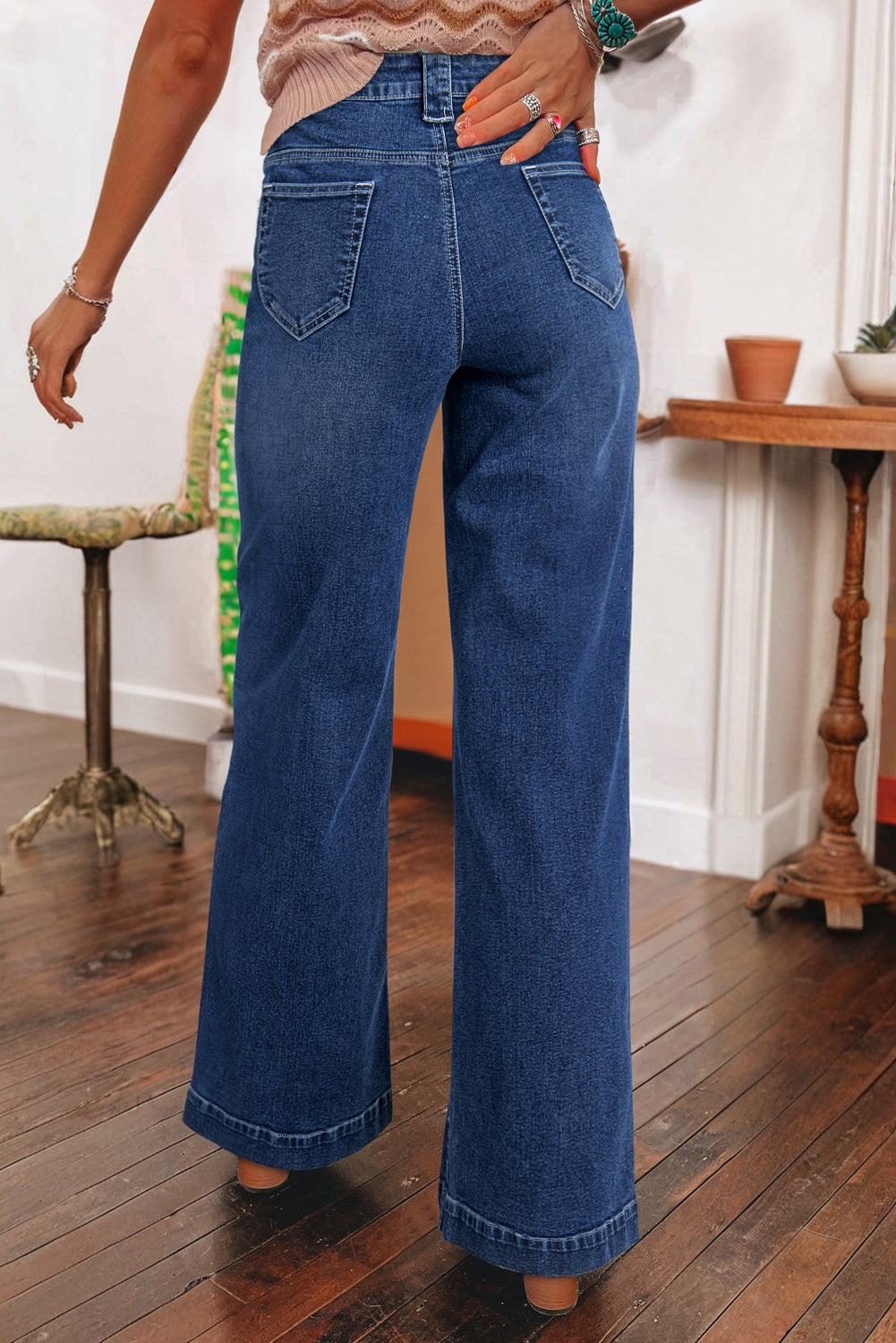 Dark Wash Wide Leg Pocketed High Waist Jeans