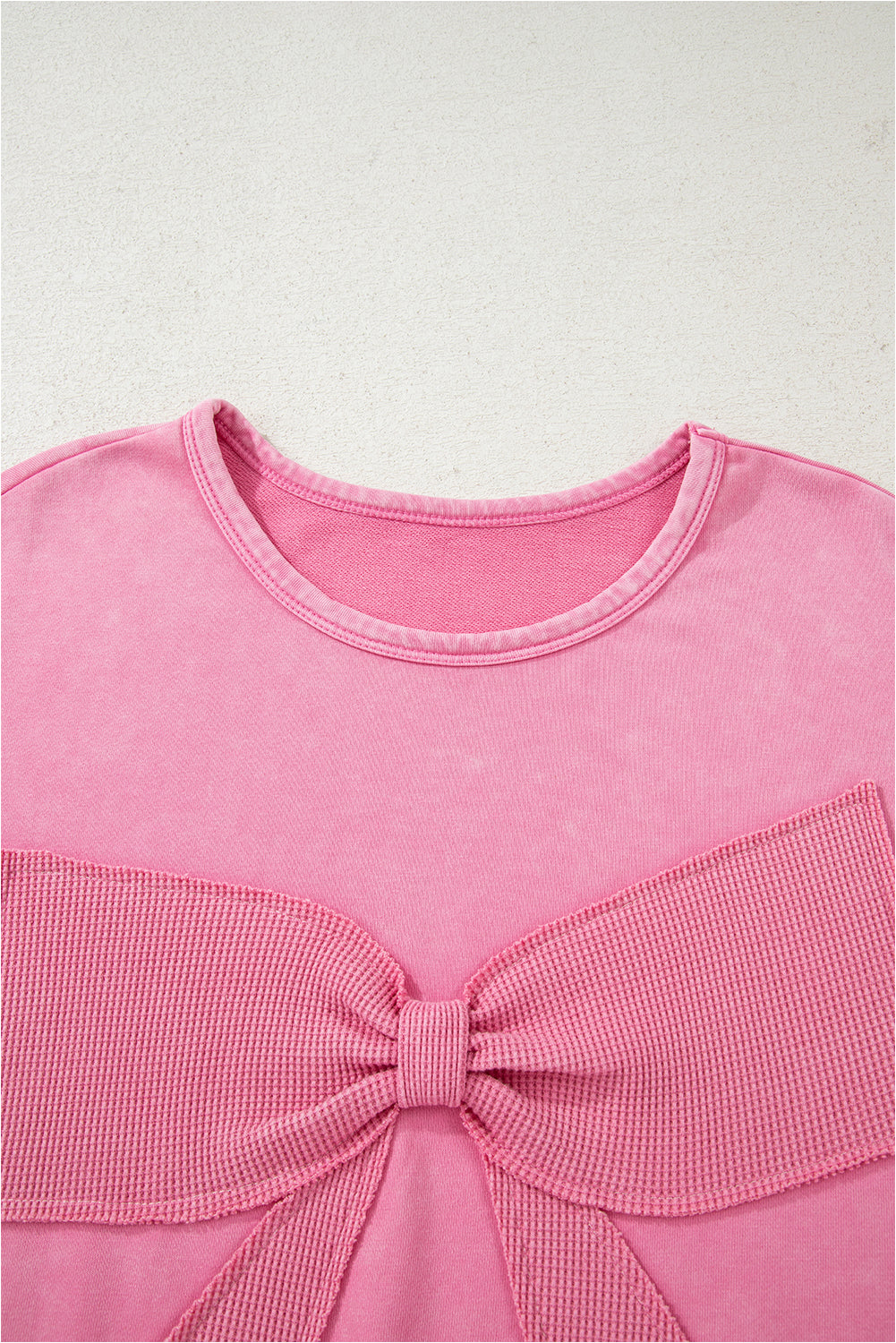 Pink Bowknot Patchwork Graphic Mineral Wash Plus Size Sweatshirt