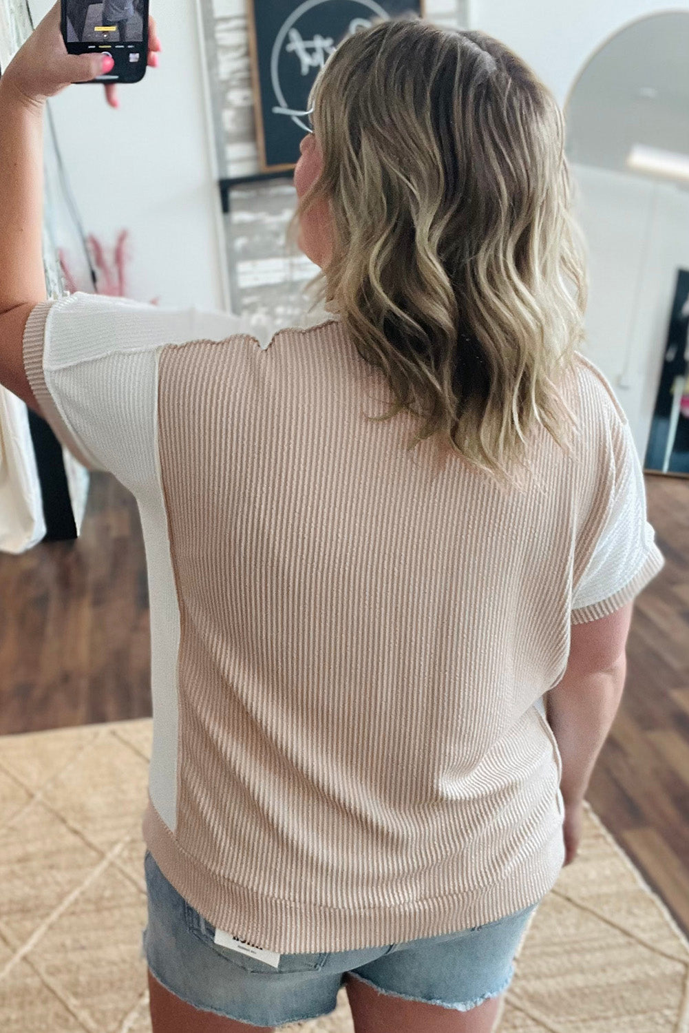 Parchment Colorblock Plus Size Short Sleeve Top