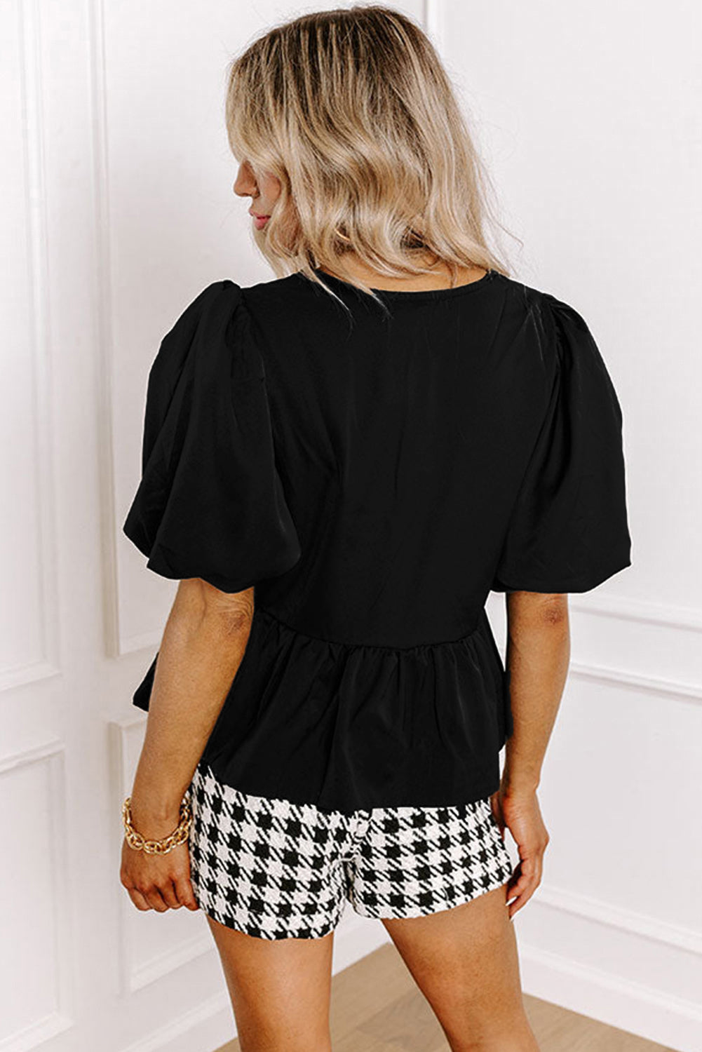 Black Puff Sleeve Bowknot Blouse