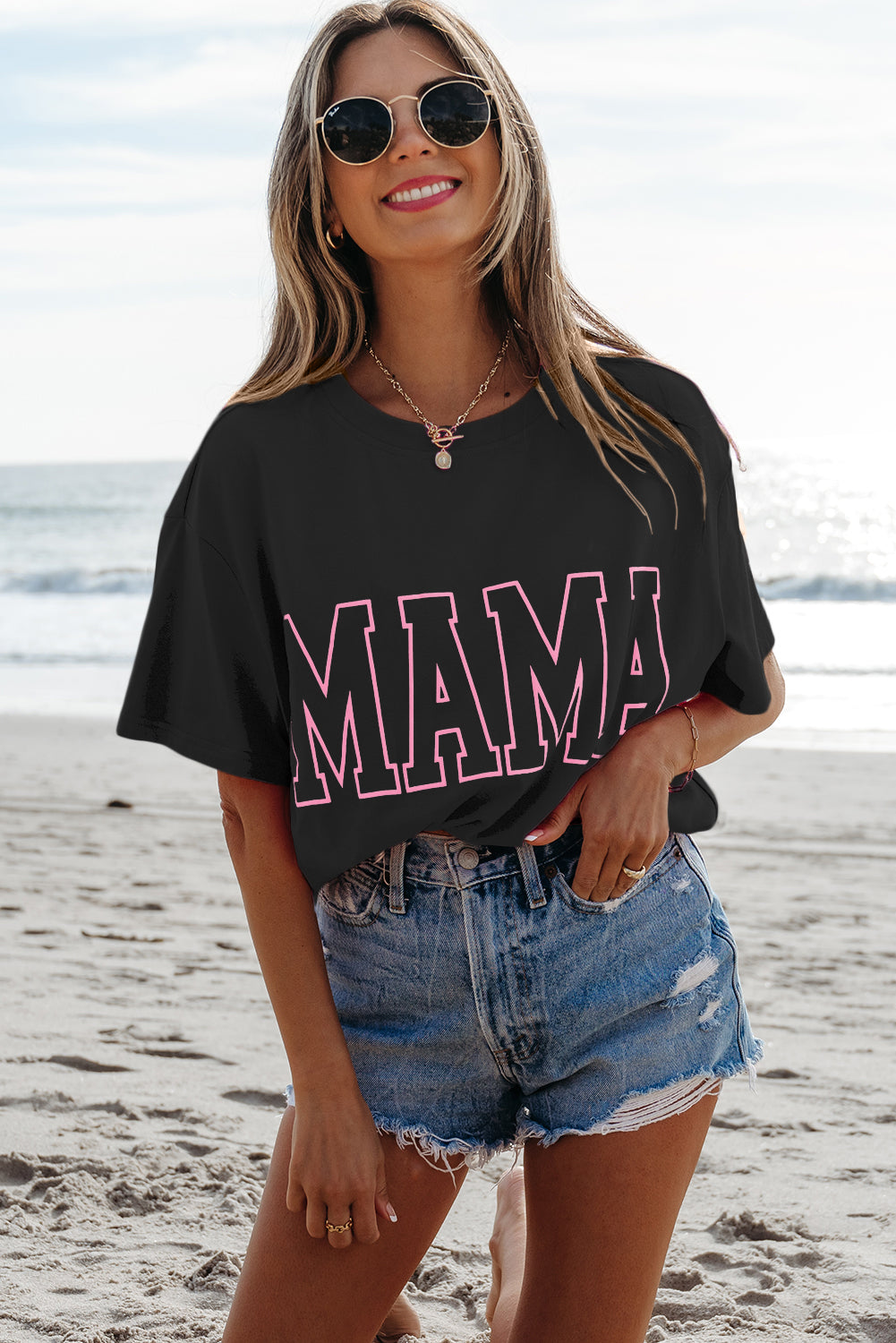 Black ‘MAMA’ Outlined T Shirt