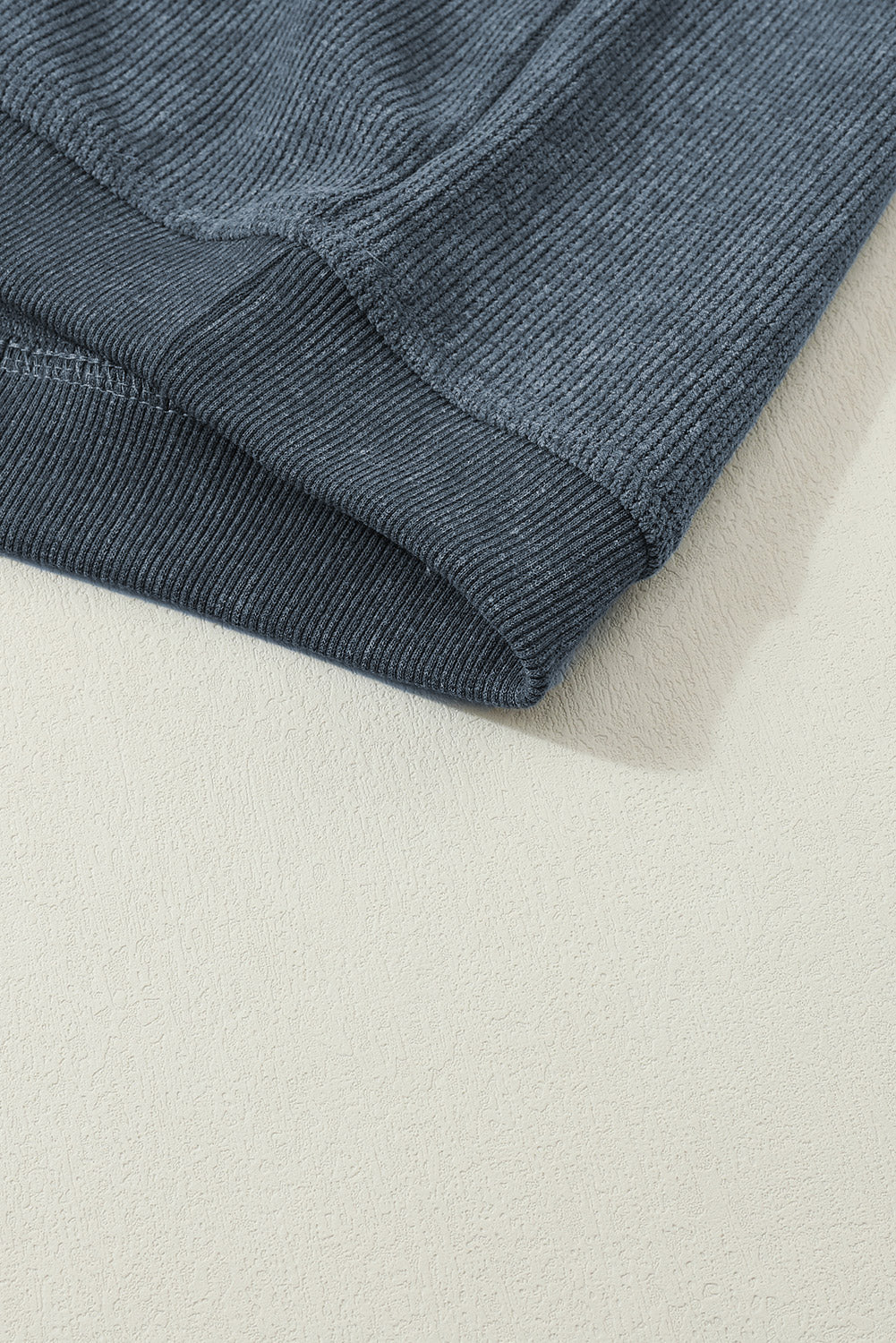 Blue Solid Ribbed Knit Pullover Sweatshirt