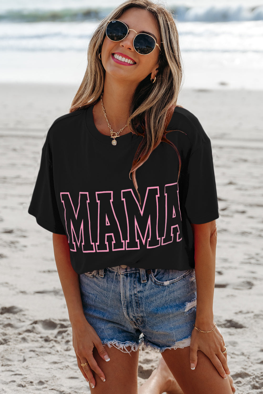 Black ‘MAMA’ Outlined T Shirt